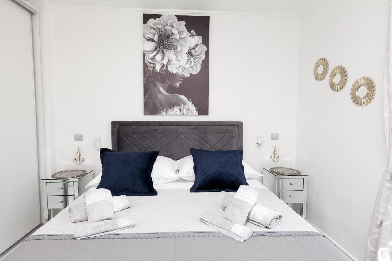 Appartement Katja Malo Misto à Zadar Extérieur photo