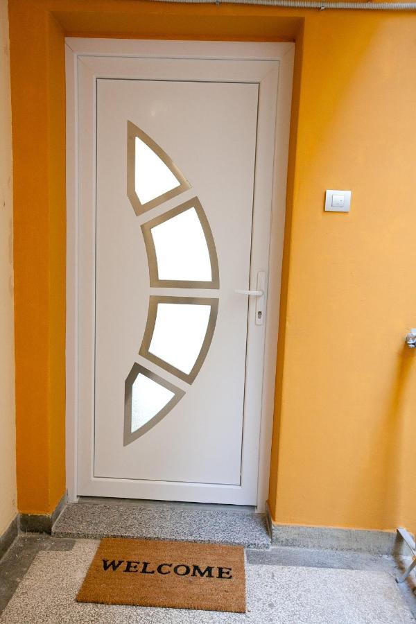 Appartement Katja Malo Misto à Zadar Extérieur photo
