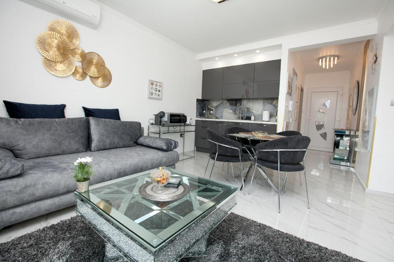 Appartement Katja Malo Misto à Zadar Extérieur photo