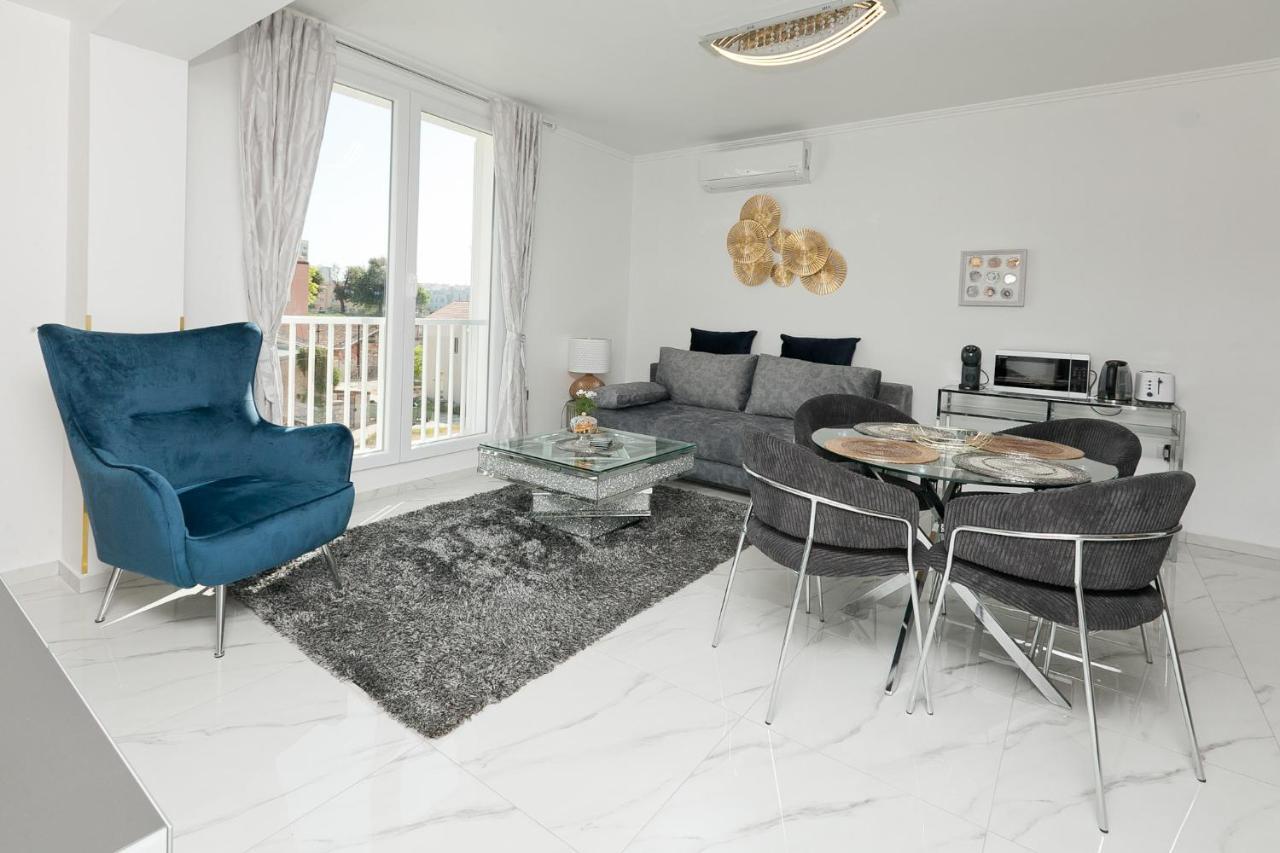 Appartement Katja Malo Misto à Zadar Extérieur photo